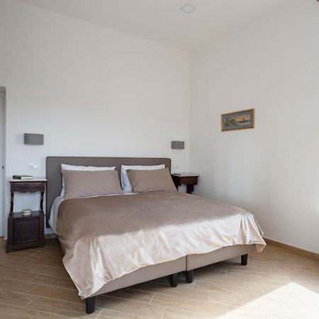 Residenza 33 Hotel Napels Buitenkant foto