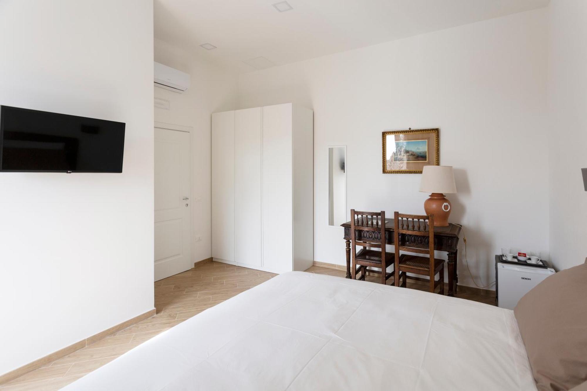 Residenza 33 Hotel Napels Buitenkant foto