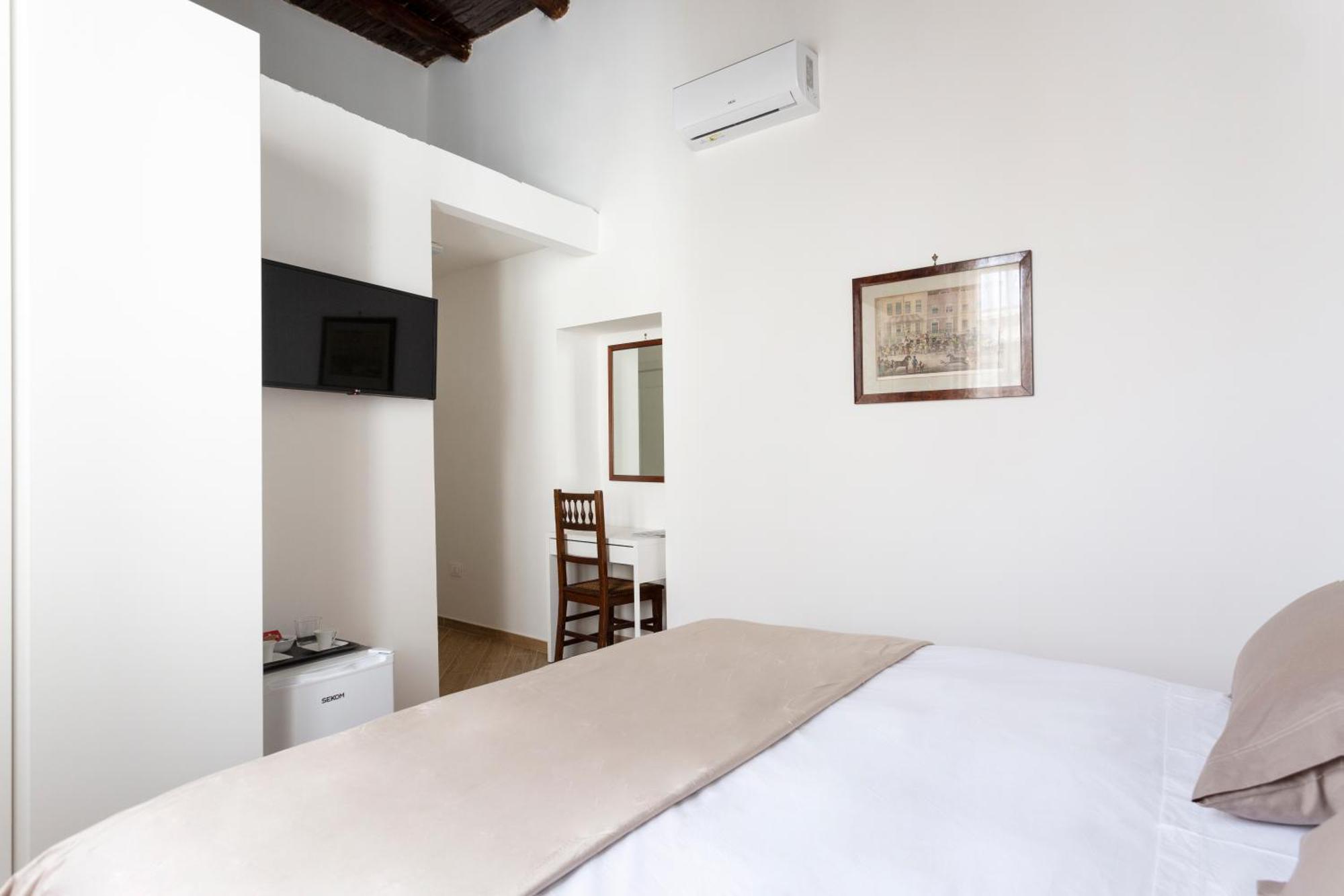 Residenza 33 Hotel Napels Buitenkant foto