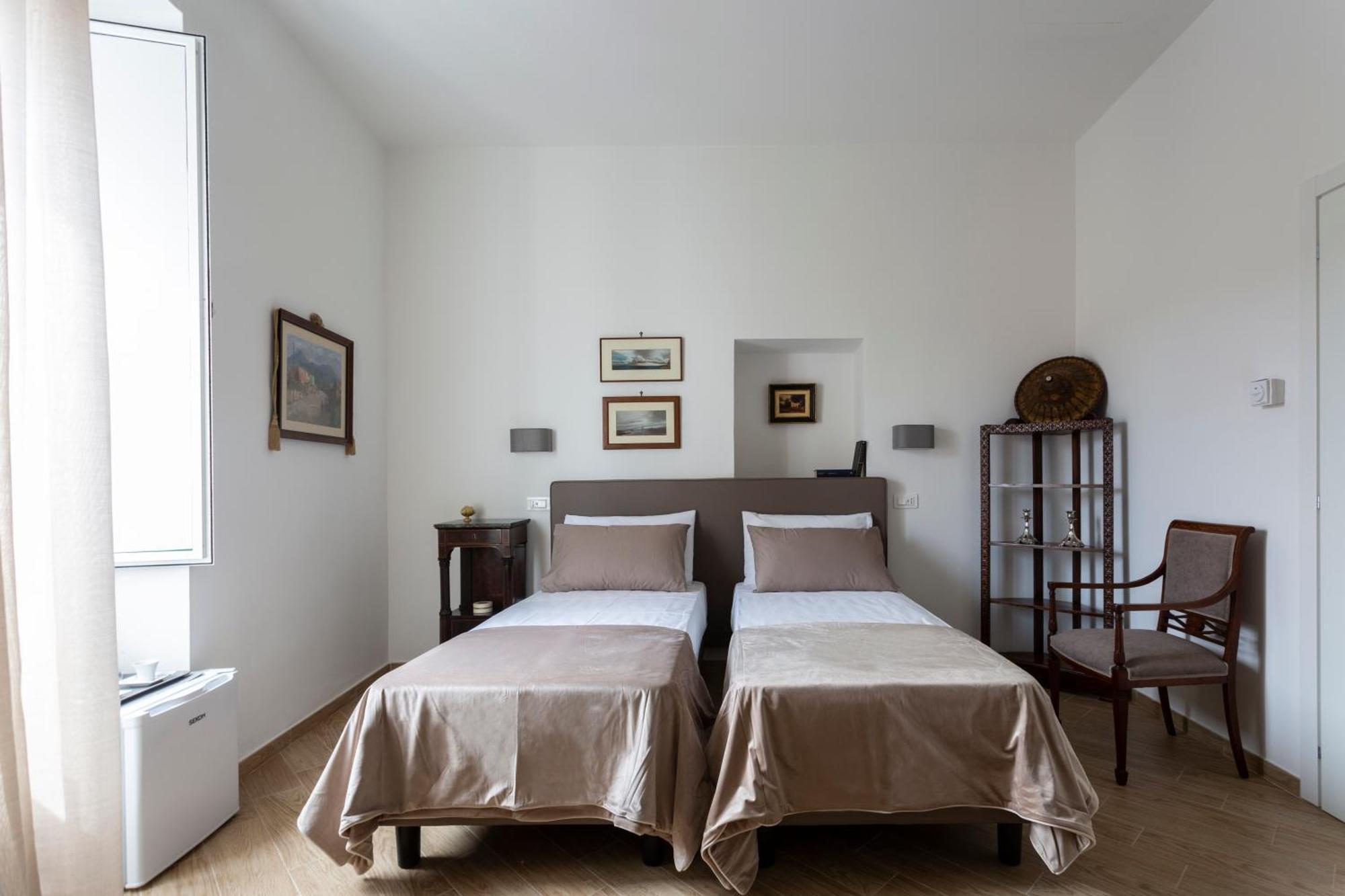 Residenza 33 Hotel Napels Buitenkant foto